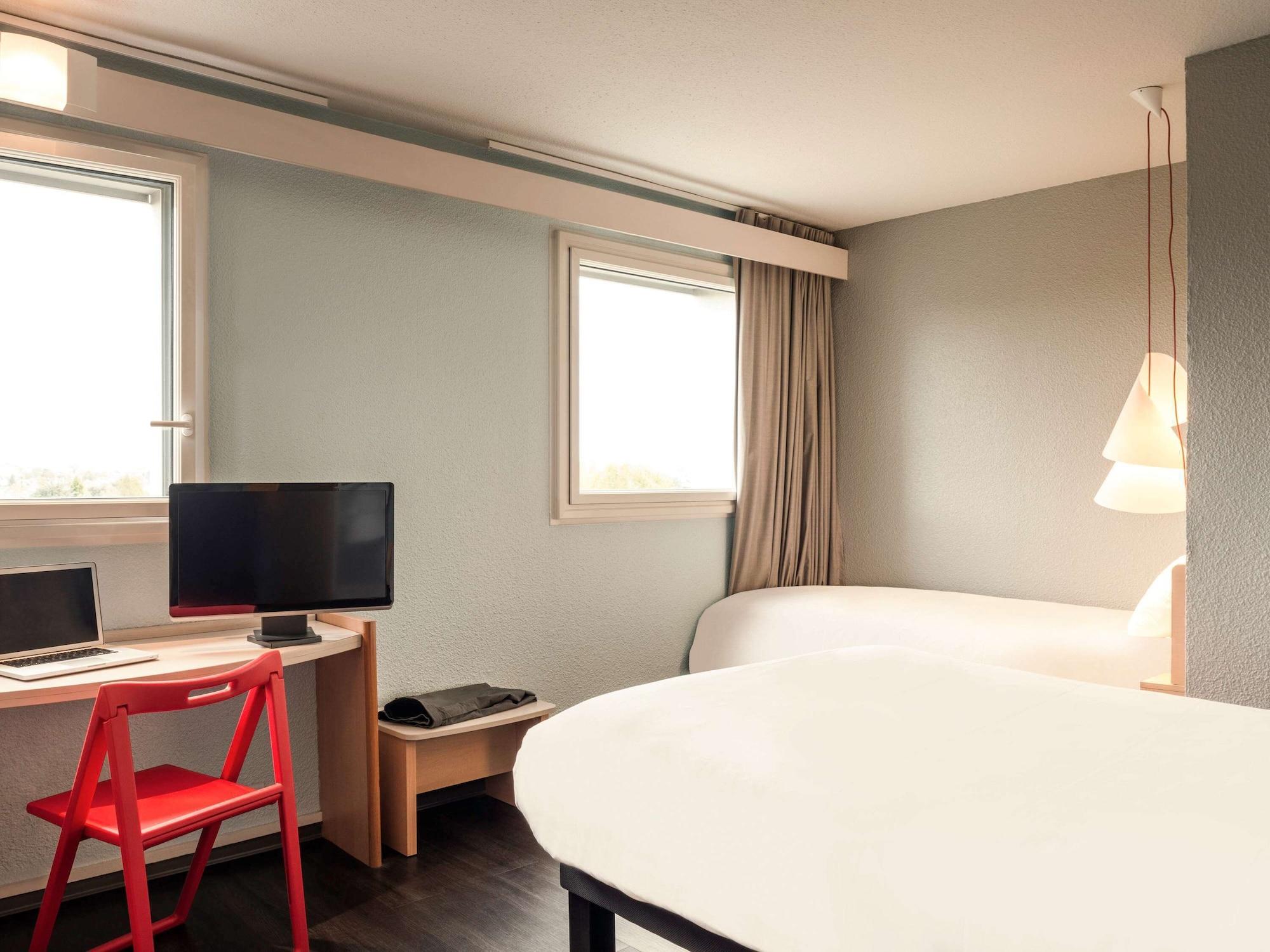 B&B Hotel Versailles Le Chesnay Eksteriør bilde